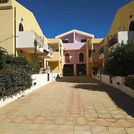 Vacanze A Санта-Тереза-Галлура